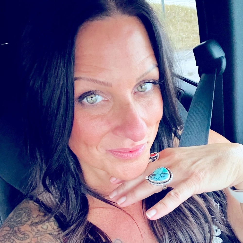 Meet your Posher, Carrie